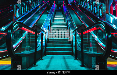 Buchanan Street U-Bahn Station Treppe Fahrtreppe Glasgow Schottland Großbritannien Stockfoto