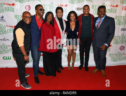 Besetzung von BET's Familienunternehmen Carl Weber, ND Braun, Miguel A. Nuñez jr., KJ Smith, Arrington fördern und Ernie Hudson kommt bei der 87. jährlichen Hollywood Christmas Parade in Hollywood Kalifornien am 25. November 2018. Stockfoto