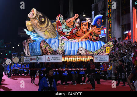 Atmosphäre auf der 87. jährlichen Hollywood Christmas Parade in Hollywood Kalifornien am 25. November 2018. Stockfoto