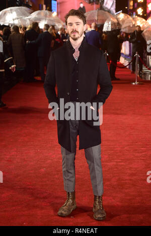 Sam Keeley an der Sterblichen Motoren Welt Premiere im Cineworld in Leicester Square, London statt. Stockfoto