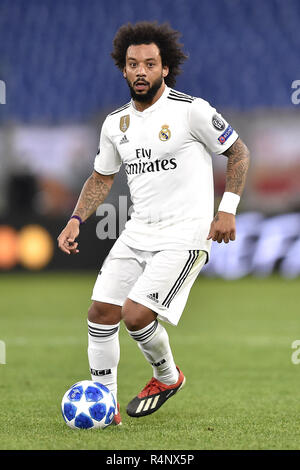 Rom, Italien. 27. November 2018. Marcelo Real Madrid in der UEFA Champions League Spiel zwischen Roma und Real Madrid im Stadio Olimpico, Rom, Italien Am 27. November 2018. Foto von Giuseppe Maffia. Credit: UK Sport Pics Ltd/Alamy leben Nachrichten Stockfoto