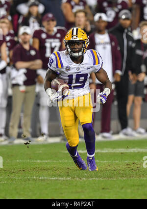 November 24, 2018 College Station, TX... LSU Tiger Empfänger, Derrick Dillon (19), wodurch ein Spiel während der NCAA Football Spiel zwischen der Texas A&M Aggies und die LSU Tiger, in College Station, TX. (Absolut komplette Fotograf & Company Credit: Joseph Calomeni/MarinMedia.org/Cal Sport Media) Stockfoto