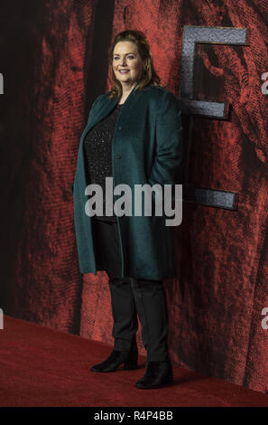 London, Großbritannien. 27 Nov, 2018. Philippa Boyens gesehen die Teilnahme an der Uraufführung von 'Mortal Motoren" im Cineworld Leicester Square in London. Credit: Gary Mitchell/SOPA Images/ZUMA Draht/Alamy leben Nachrichten Stockfoto