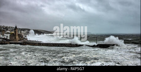 Camborne, Cornwall. 28. November 2018. Sturm Diana hits Camborne Cornwall 28-11-2018 Credit: Kathleen weiß/Alamy leben Nachrichten Stockfoto