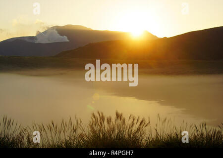 Sonnenaufgang in Kusasenri, Präfektur Kumamoto, Japan Stockfoto