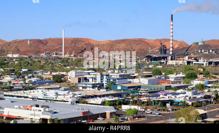 Mount Isa Mine produziert Kupfer, Blei, Zink und Silber und dominiert die westlichen Queensland Stadt Mount Isa. Die Mine ist die wichtigste Branche in der t Stockfoto