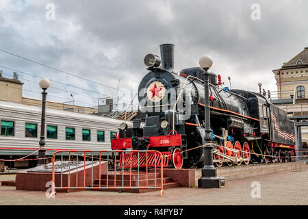 Dampfmaschine Ea-3306 Gedenkstätte Eisenbahner, die während des Zweiten Weltkrieges arbeitete und als Symbol der Freundschaft zwischen der UDSSR und den USA Stockfoto