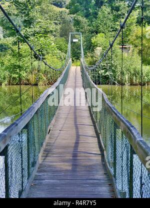 Brücke über Fluss Dyje Stockfoto