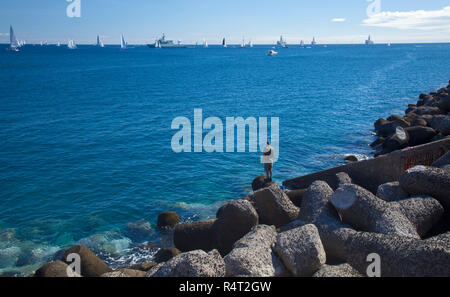 LAS PALMAS, SPANIEN - 25. NOVEMBER: Yachten warten auf das Signal ARC 2018, Atlantic Rally für Cruisers am 25. November 2018 in Las Palmas zu Beginn d Stockfoto