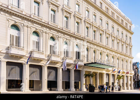 Die Altstadt von Havanna, Kuba. Februar 2018 - Äußere des neuen Gran Hotel manzana Kempinski La Habana Stockfoto