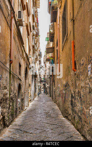 Vico dei Maiorani, Passage in Centro Storico Viertel, Neapel, Kampanien, Italien Stockfoto