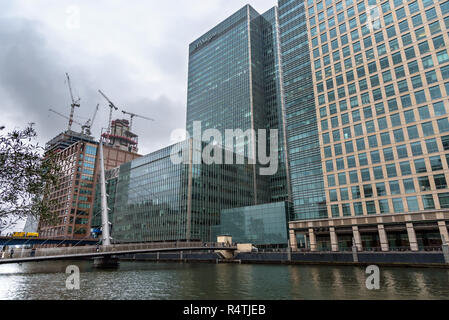 London, UK, 28. April 2018: JP Morgan Bürogebäude an der South Dock in Canary Wharf in London Docklands Stockfoto