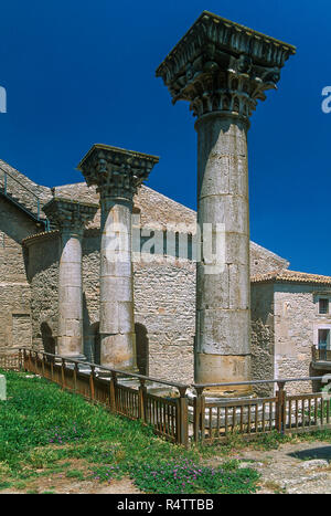 Italien, Basilicata, Provinz von Potenza, Venosa, Trinity Abtei - oder L'Incompiuta Stockfoto