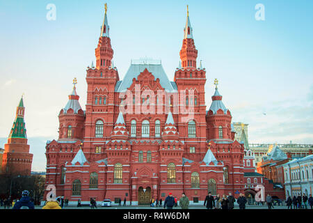 Moskau, Russische Föderation - Februar 05, 2016: Staatliches Historisches Museum am Roten Platz Stockfoto