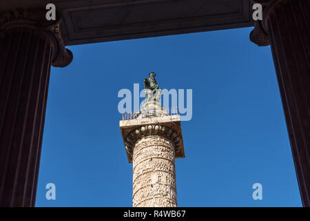 Trajanssäule, Rom, Italien Stockfoto