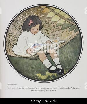 Saß sie in der Hängematte, versucht, sich mit einem alten Atlas zu amüsieren und überhaupt nicht gut gelingt. Die täglichen Fee buchen... G.G.Harrap & Co.: London, 1917. Quelle: 12802.d.3, Seite 68. Sprache: Englisch. Autor: WILLCOX SMITH, Jessie. ANNA ALICE CHAPIN. Stockfoto