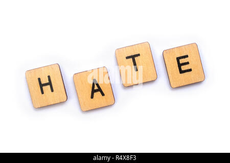 Das Wort hassen, Dinkel mit hölzernen Buchstabensteine. Stockfoto