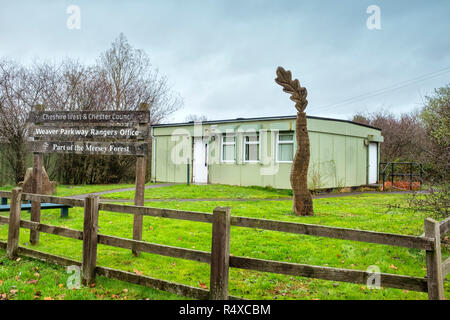 Weaver Parkway Förster Büro, Teil des Mersey Forest in Winsford Cheshire UK Stockfoto