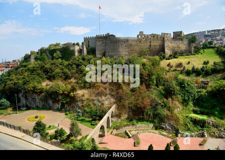 Blick auf zagnos Vadisi Park und Schloss in Trabzon, Türkei. Stockfoto