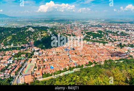 Antenne Panorama von Brasov in Rumänien Stockfoto