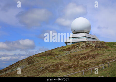 Die radarstation auf den Großen Belchen in den Vogesen Stockfoto