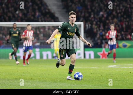 Madrid, Madrid, Spanien. 28 Nov, 2018. Wie Monaco Aleksandr Golovin in Aktion während der UEFA Champions League Spiel zwischen Atlético de Madrid und AS Monaco gesehen an den Wanda Metropolitano Stadion in Madrid. Credit: LEGAN S. Mace/SOPA Images/ZUMA Draht/Alamy leben Nachrichten Stockfoto