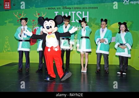 Seoul, Korea. 28 Nov, 2018. Lee Joon Gi, Shin Se-kyung besuchen Kinder Stiftung¡® s Aktivität in Seoul, Korea am 28. November 2018. (China und Korea Rechte) Credit: TopPhoto/Alamy leben Nachrichten Stockfoto