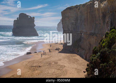 Das Meer Stacks, bekannt als Gog und Magog, in der Nähe der Gibson Schritte, in Port Campbell National Park, Victoria. Stockfoto