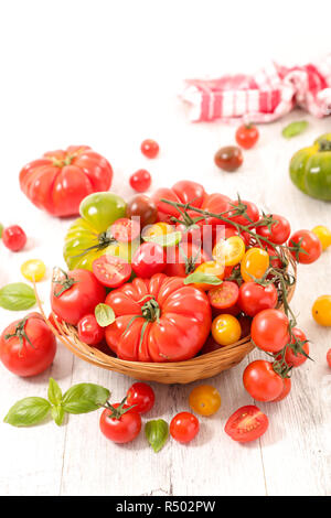 verschiedene bunte Tomaten Stockfoto