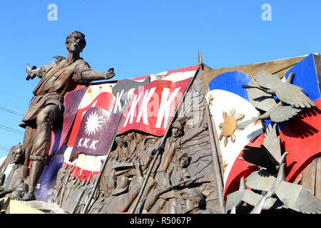 Blick auf einen Teil der legendären Andres Bonifacio Heiligtum in der Nähe der City Hall von Manila auf den Philippinen. Held Bonifacio ist der Vater der Ph Stockfoto