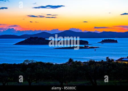 Inseln von Pakostane waterfront Abend anzeigen Stockfoto