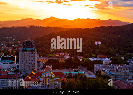 Sonnenuntergang über Ljubljana Luftaufnahme Stockfoto