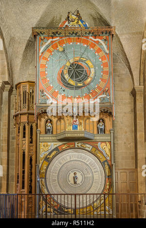 Mittelalterliche astronomische Uhr in der Kathedrale von Lund, Lund, Schweden, 16. November 2018 Stockfoto