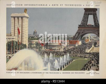 Brunnen der Trocadero. Exposition Internationale des Arts et des Techniken appliqueÌs aÌ € la vie Moderne, Paris, 1937. Album officiel. [Paris: Exposition Internationale des Arts et Techniken], 1937. Die internationale Ausstellung zu Kunst und Technik im modernen Leben gewidmet) war vom 25. Mai bis 25. November 1937 in Paris, Frankreich, statt. Quelle: L. 49/2203 Platte 1. Sprache: Französisch. Stockfoto