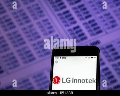 LG Innotek Firmenlogo auf dem Smartphone angezeigt. Stockfoto
