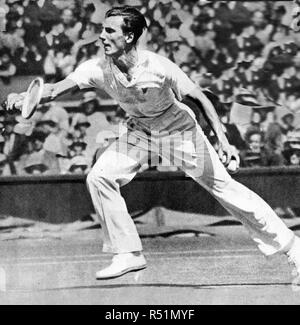 1934, der britische Männer Wimbledon Tennis Meister Fred Perry, Australische, J Crawford Stockfoto