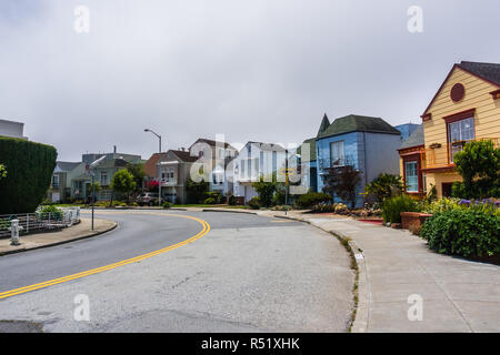 Wohnstraße im Golden Gate Höhen Nachbarschaft, San Francisco, Kalifornien Stockfoto