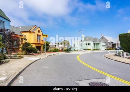 Wohnstraße im Golden Gate Höhen Nachbarschaft, San Francisco, Kalifornien Stockfoto