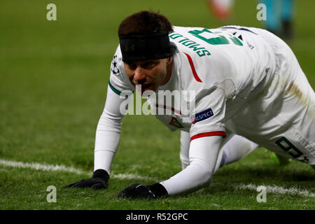 Moskau, Russland - 28. NOVEMBER: Fedor Smolov der FC Lokomotiv Moskau während der Gruppe D Spiel der UEFA Champions League zwischen FC Lokomotiv Moskau und Galatasaray bei Lokomotiv Stadion am 28. November 2018 in Moskau, Russland. (MB) Stockfoto