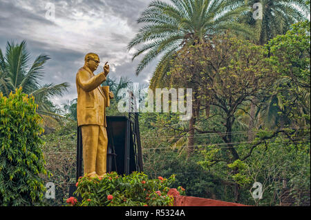 05-Jun-2015-Baba saheb Ambedkar statue Azad Park Road dharwad Karnataka Indien Asien Stockfoto