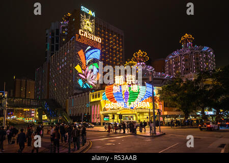 Nacht Blick auf Casino Lisboa in Macau, Das spielende Kapital von Asien. Macau, Januar 2018 Stockfoto