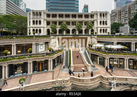 1881 Erbe ist eine berühmte Luxus Shopping Mall und beliebte Touristenattraktion in Tsim Sha Tsui. Hong Kong, Kowloon, Januar 2018 Stockfoto