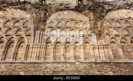 Die geschnitzten Wände der Kapitel Haus Wenlock Priory, Shropshire, England Stockfoto