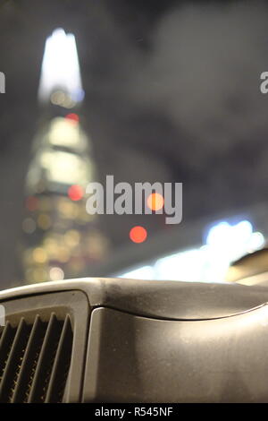 London, UK, 28. November 2018. London Taxifahrer Blockieren der London Bridge. Quelle: Martin Kelly/Alamy Leben Nachrichten. Stockfoto