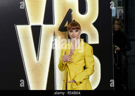 Madrid, Spanien. 29 Nov, 2018. Najwa Nimri nimmt gegenüber der Saison 4 Premiere Callao City Lights Kino in Madrid. Credit: LEGAN S. Mace/SOPA Images/ZUMA Draht/Alamy leben Nachrichten Stockfoto