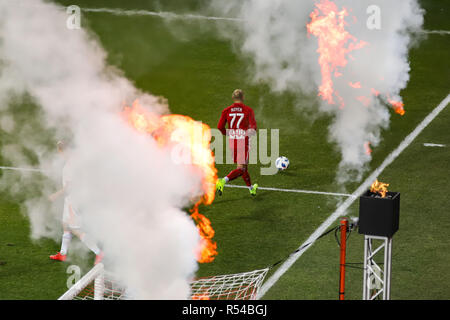 Harrison, NJ, USA. 29. Nov 2018. Daniel Royer (77) jagt den Ball nach der Redbulls zählte ihre einsame Ziel des Spiels und sehen ihre Saison zu Ende. Credit: Ben Nichols/Alamy leben Nachrichten Stockfoto