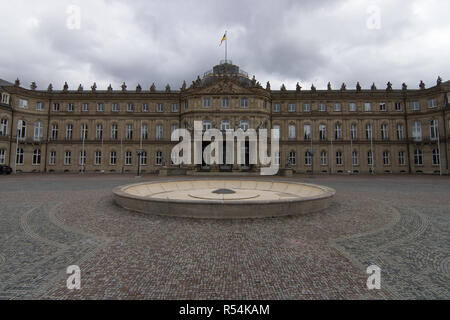 Das neue Schloss (neue Burg). Palast aus dem 18. Jahrhundert im barocken Stil. Stuttgart. Deutschland Stockfoto