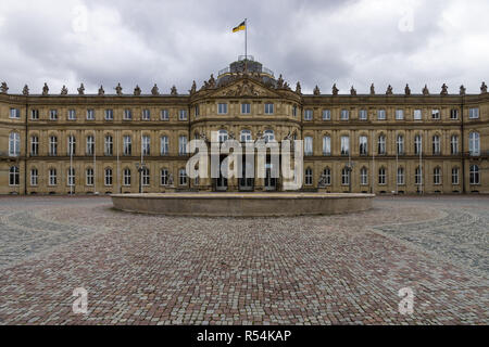 Das neue Schloss (neue Burg). Palast aus dem 18. Jahrhundert im barocken Stil. Stuttgart. Deutschland Stockfoto