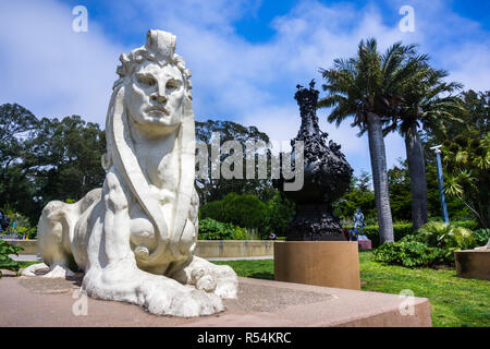 Sphinx Statue von Arthur Putnam vor De Young Museum entfernt Stockfoto