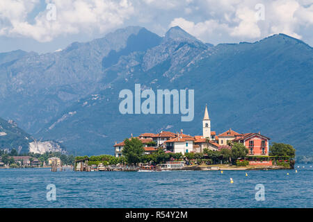 Lago Maggiore, Italien, 9. Juli 2012: Isola dei Pescatori, Fischer's Island, der Nördlichste der drei Borromäischen Inseln Stockfoto